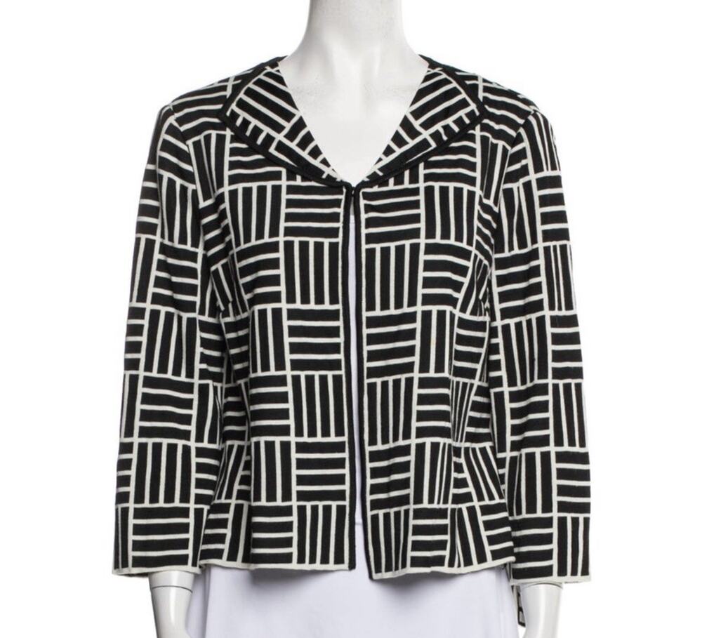 St. John Knits Modern Black & White Woven Graphic Knit Jacket Blazer Sz 8 EUC